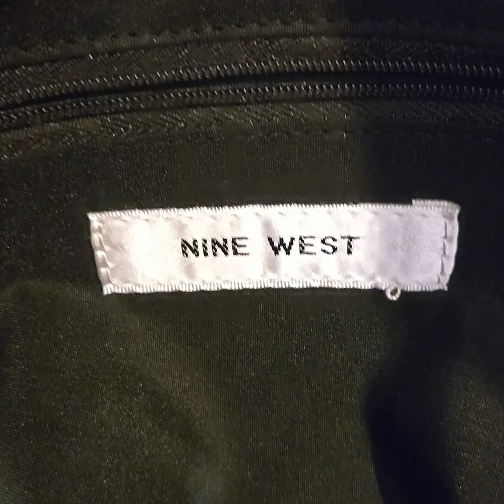 Nine West Quilted Red and Black Tote NWT - Picture 5 of 6